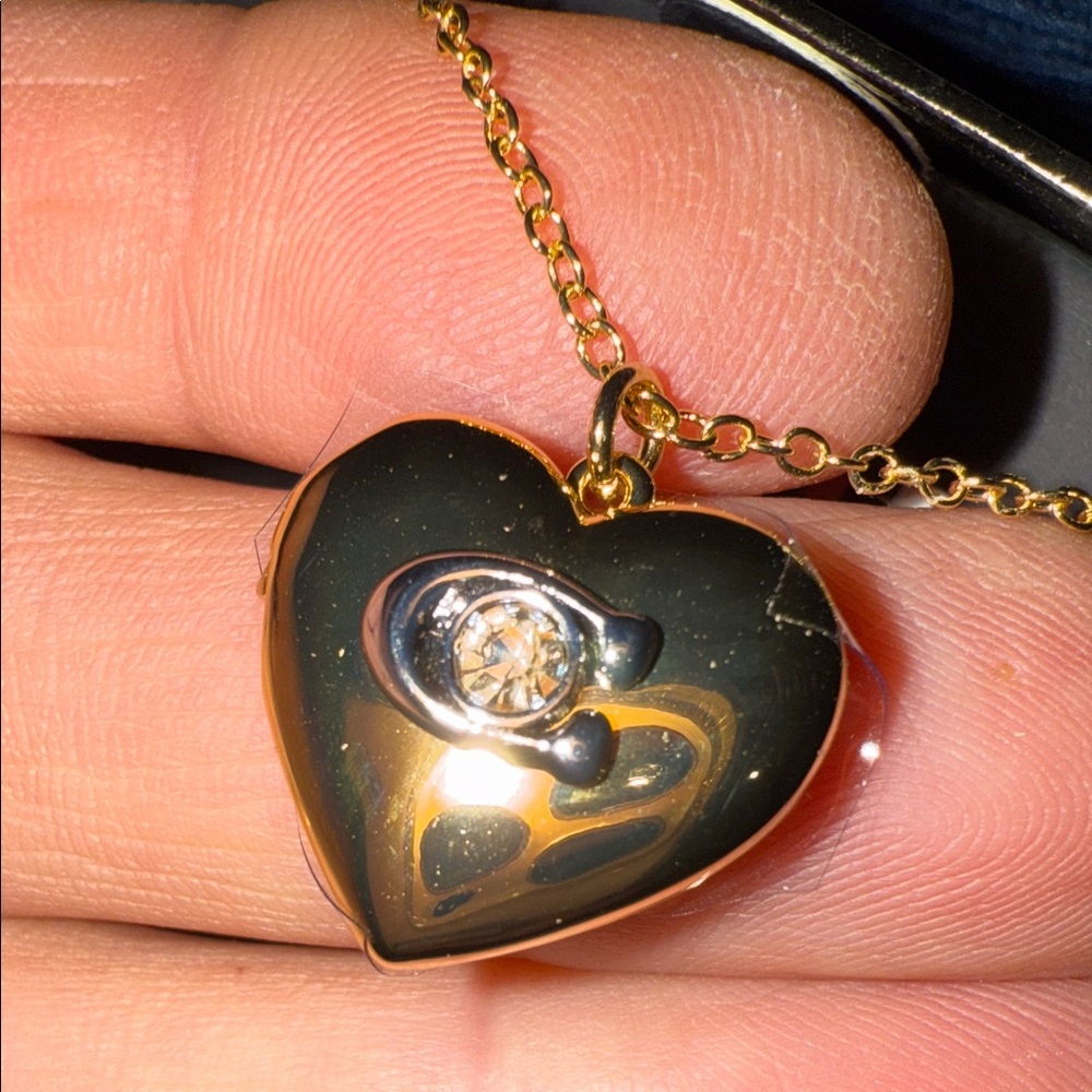 SOLD 🌸Coach Gold open Heart Necklace with Crystal Accent - Picture 7 of 8